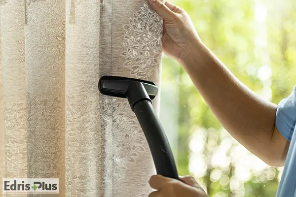 گردگیری منظم پرده