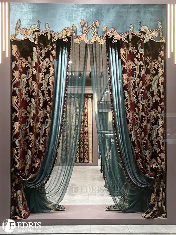 پرده سلطنتی جدید