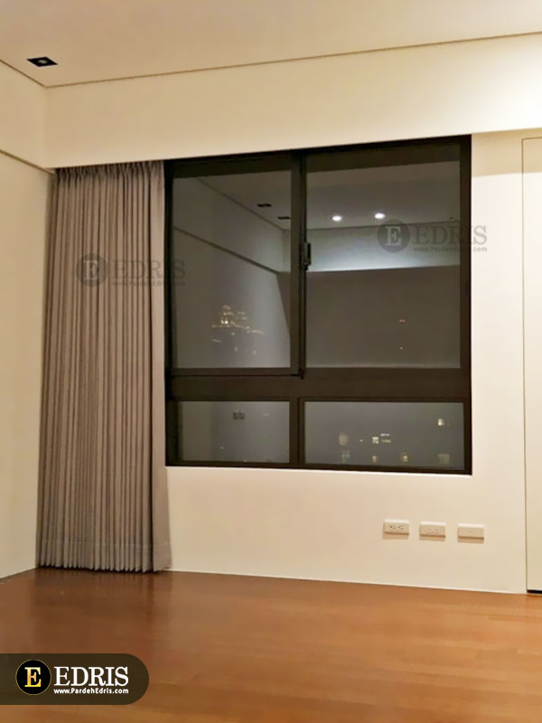 پرده اداری پارچه ای چین سوزنی